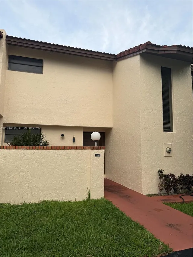 2-bedroom rental at 8947 SW 149th Place, Miami