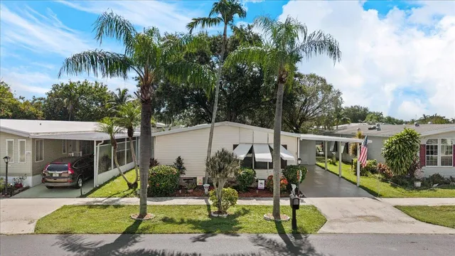 2-bedroom home at 6578 NW 37th Avenue, Coconut Creek