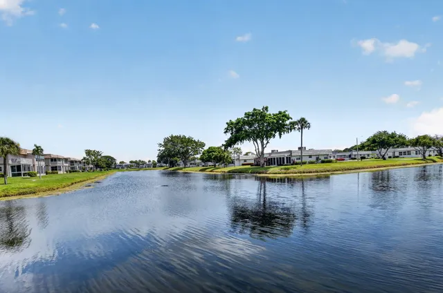 2-bedroom home at 212 Monaco E, Delray Beach