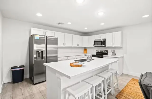 3-bedroom rental at 565 Lilac Court, West Palm Beach