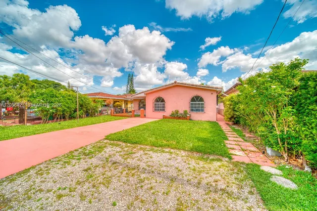 4-bedroom home at 6335 SW 31st Street, Miami