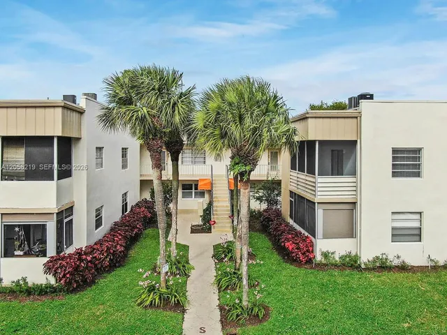 2-bedroom home at 899 S Normandy 899 #899, Delray Beach