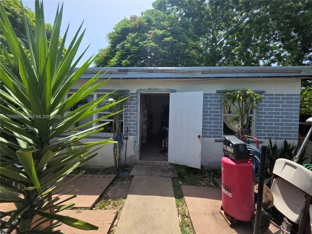2-bedroom home at 722 SW 3rd Avenue, Homestead