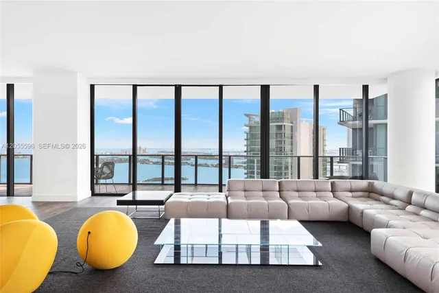 4-bedroom rental at 650 NE 32nd Street #PH5201, Miami