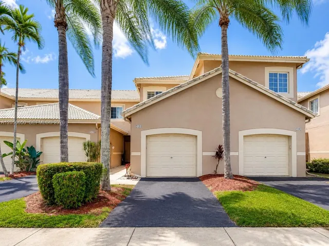 3-bedroom rental at 2193 Salerno Circle #2193, Weston