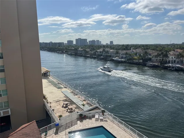 1-bedroom home at 1400 S OCEAN Drive #707, Hollywood