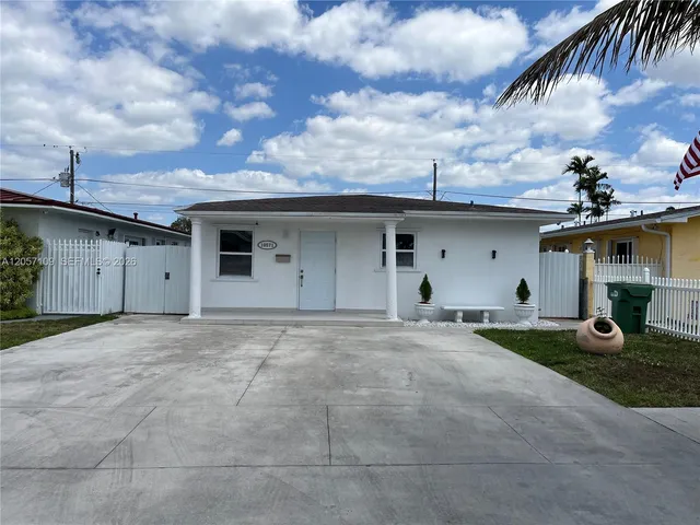 3-bedroom home at 10571 SW 27th Street, Miami