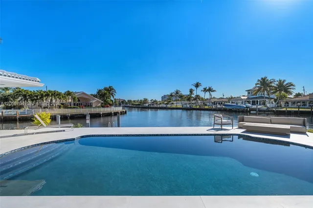 3-bedroom home at 670 SE 7th Avenue, Pompano Beach