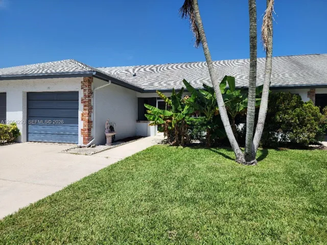 2-bedroom home at 171 N Moccasin Trail N, Jupiter