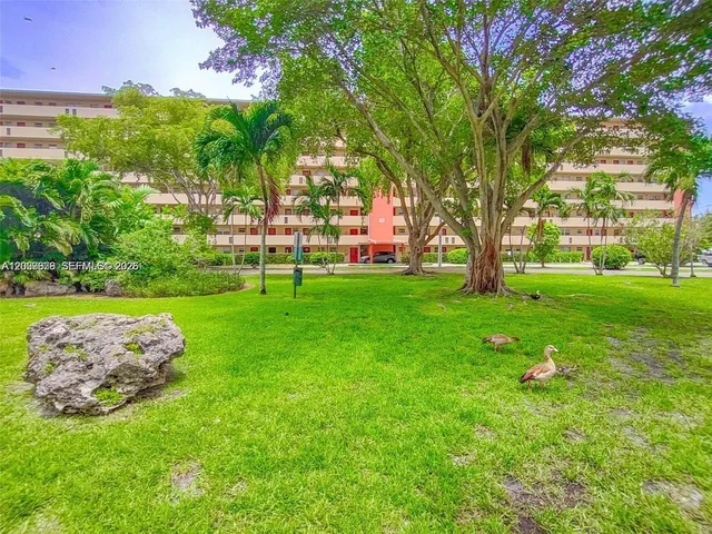 2-bedroom home at 1710 NE 191st Street #1033, Miami