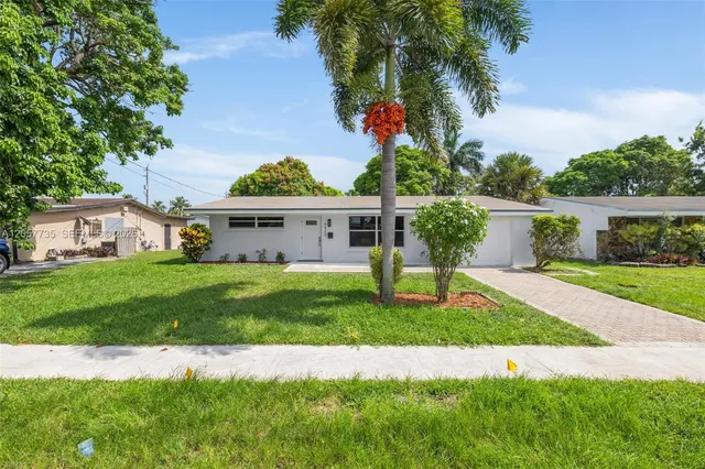 3-bedroom home at 6420 NW 26th Street, Sunrise