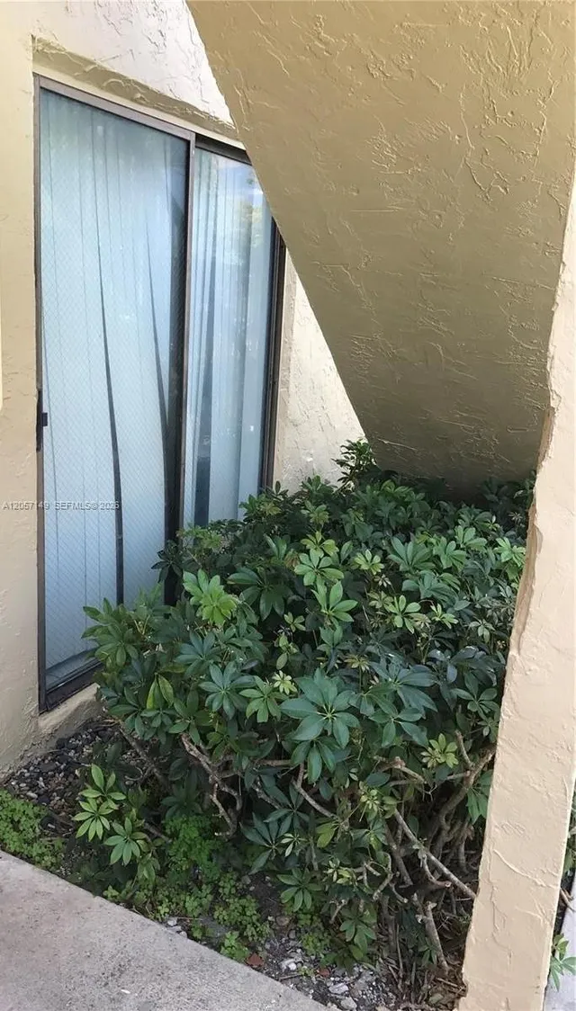 2-bedroom rental at 2631 Riverside Drive #2, Coral Springs