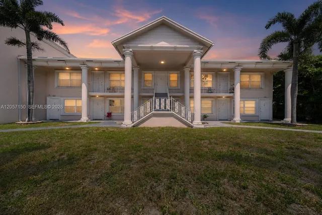 2-bedroom rental at 4521 NE 21st Avenue #1, Fort Lauderdale