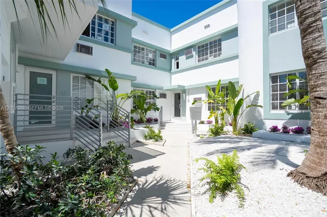 1-bedroom rental at 2416 Flamingo Drive #15, Miami Beach