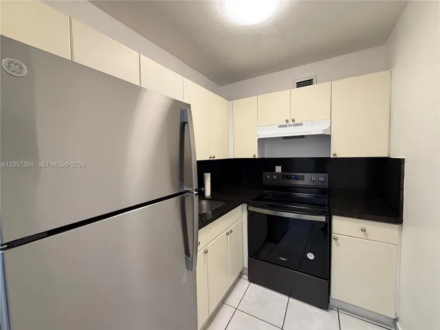 2-bedroom rental at 1860 SW 22nd Street #4, Miami