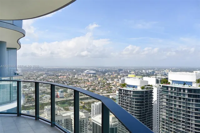 3-bedroom rental at 1000 Brickell Plaza #PH5907, Miami