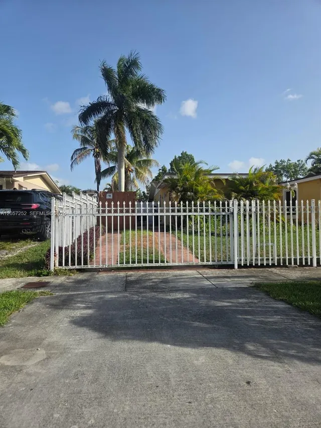 1-bedroom rental at 15440 SW 294th Terrace #A, Homestead