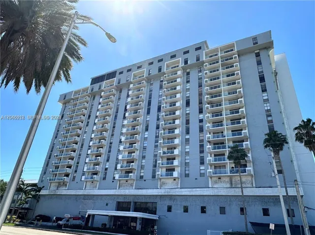 1-bedroom rental at 13499 Biscayne Boulevard #412, North Miami