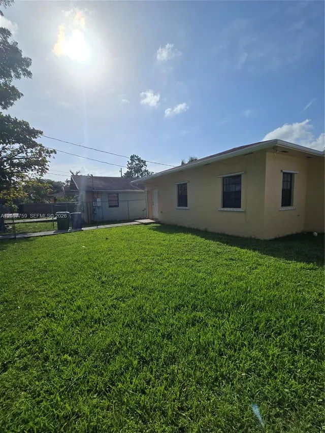 3-bedroom rental at 311 NW 97th Street #311, Miami
