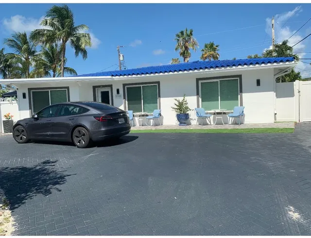 3-bedroom home at 3760 NE 16TH Avenue, Oakland Park