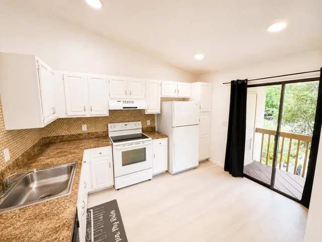 2-bedroom rental at 12969 Pennypacker Trail #16, Wellington