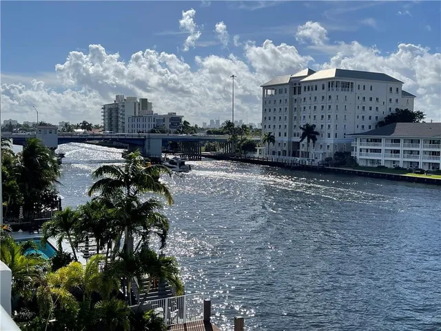 2-bedroom rental at 3301 NE 32ND Avenue #403, Fort Lauderdale