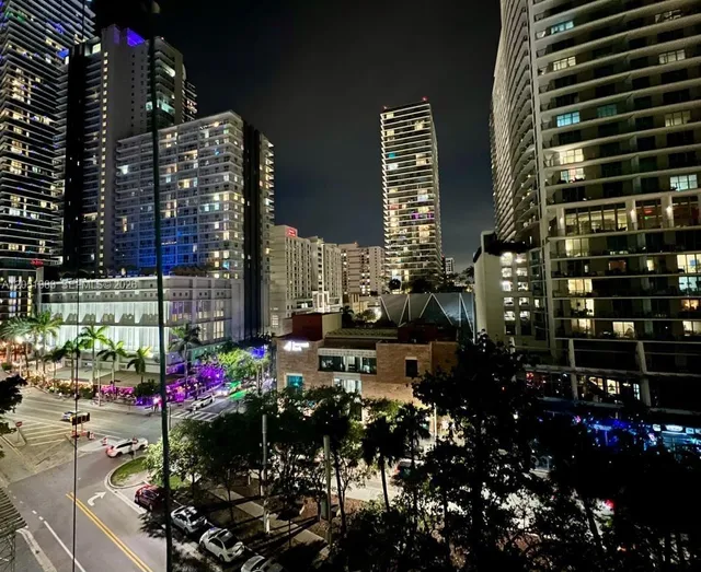 1-bedroom home at 1080 Brickell Avenue #703, Miami