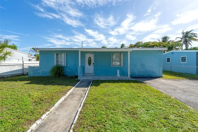 3-bedroom home at 1207 Chateau Park Drive, Fort Lauderdale