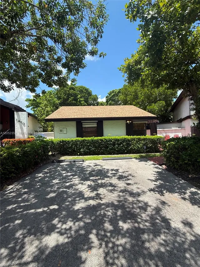 3-bedroom home at 1470 Flamingo Court, Pembroke Pines