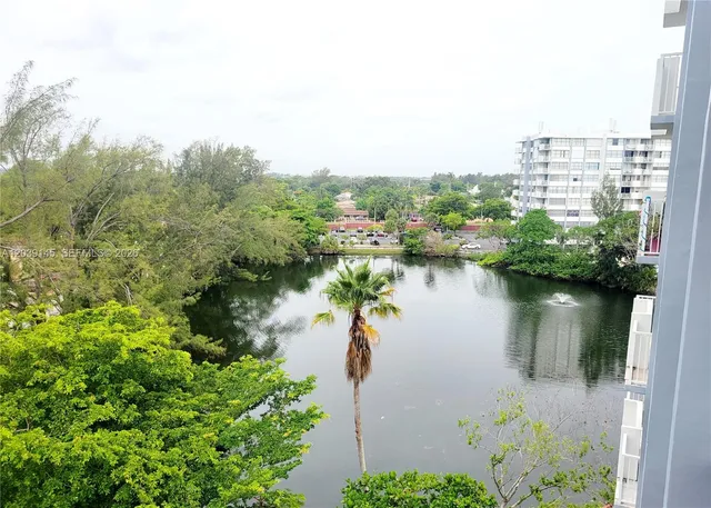 2-bedroom rental at 1300 NE Miami Gardens Drive #720E, Miami