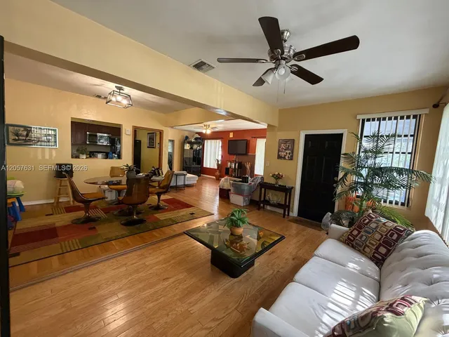 2-bedroom rental at 709 N 26th Avenue, Hollywood