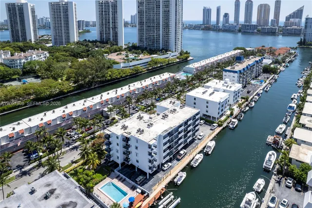 2-bedroom rental at 3642 NE 171st Street #305, North Miami Beach