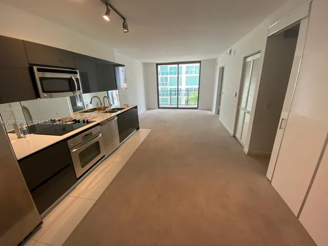 1-bedroom rental at 31 SE 6 Street #706, Miami