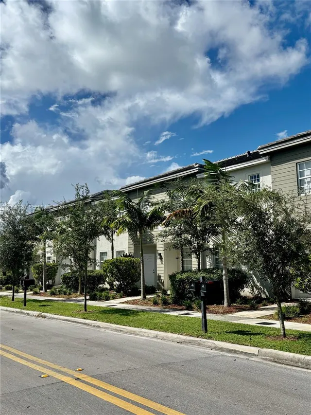 2-bedroom rental at 1310 NW 6th Avenue #G, Florida City