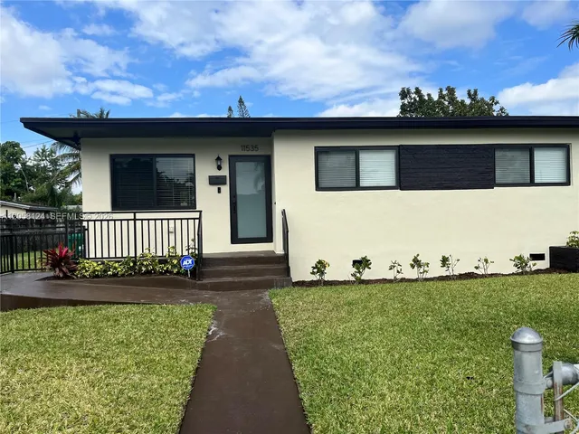 3-bedroom rental at 11535 SW 139th Terrace #n/a, Miami