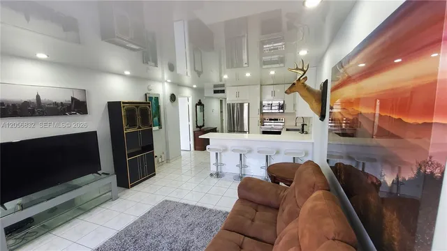 1-bedroom rental at 1849 S Ocean Drive #505, Hallandale Beach