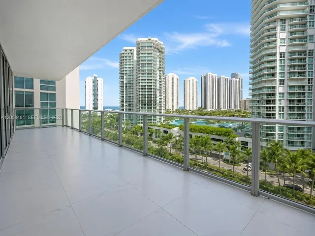 3-bedroom rental at 300 Sunny Isles Boulevard #4802, Sunny Isles Beach