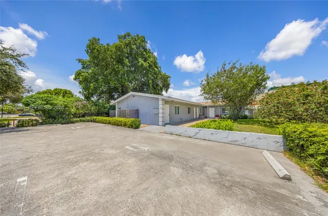 Commercial at 1109 NW 6th Avenue #15, Pompano Beach