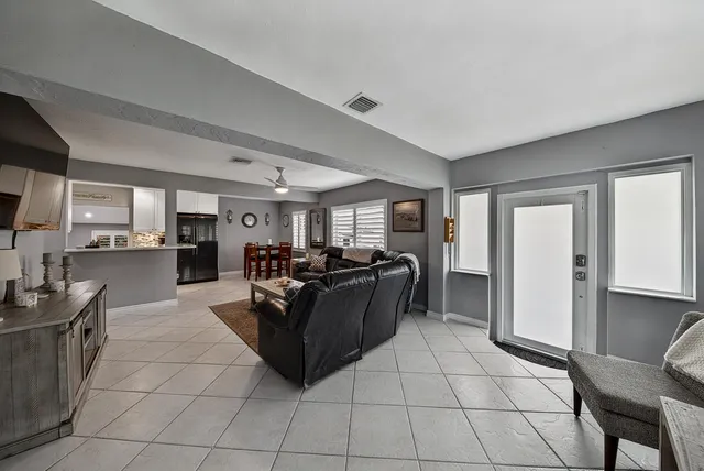 3-bedroom home at 800 SW 19TH Street, Fort Lauderdale
