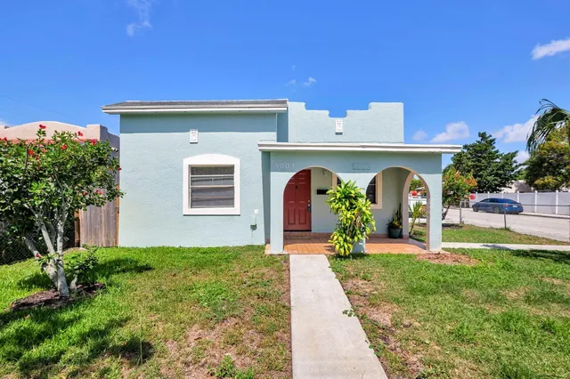 3-bedroom rental at 5003 Garden Avenue, West Palm Beach