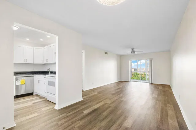 1-bedroom rental at 2615 NE 1ST Court #407, Boynton Beach