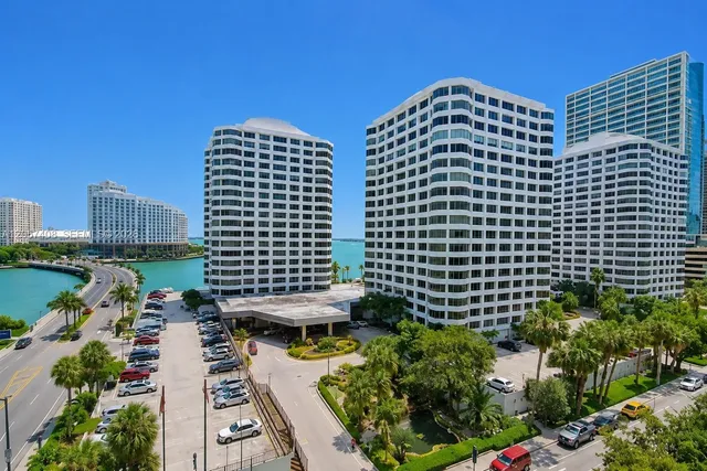 4-bedroom home at 825 Brickell Bay Drive #1151, Miami