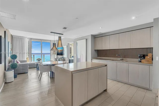 2-bedroom home at 4010 S Ocean Drive #R3305, Hollywood
