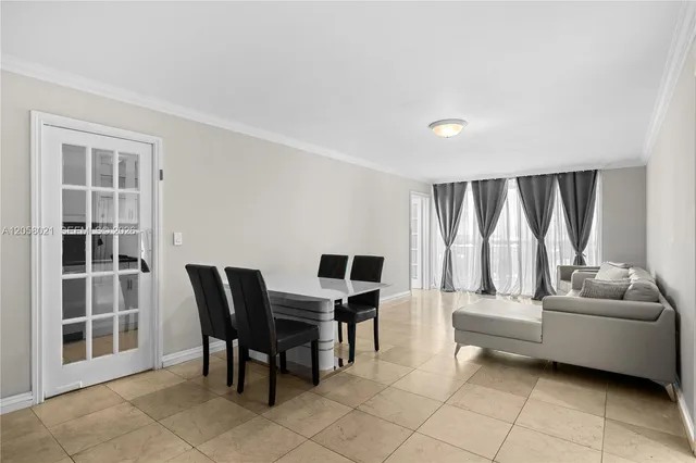 2-bedroom rental at 18011 Biscayne Boulevard #902, Aventura