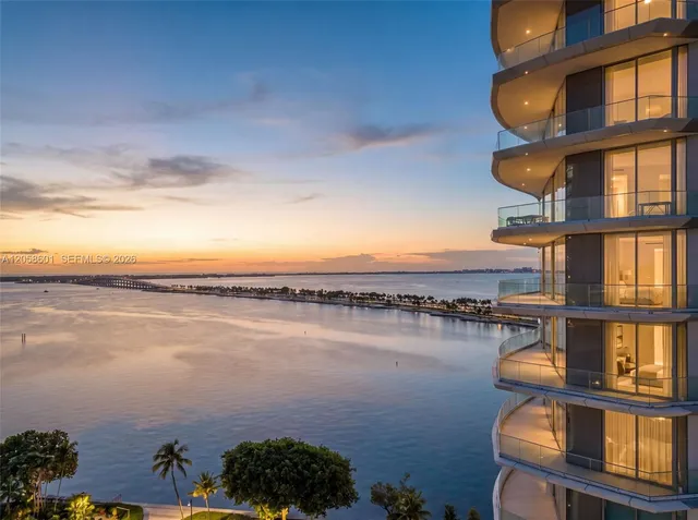 2-bedroom rental at 175 SE 25th Road #604, Miami