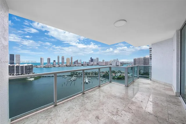 3-bedroom rental at 3201 NE 183rd Street #2506, Aventura
