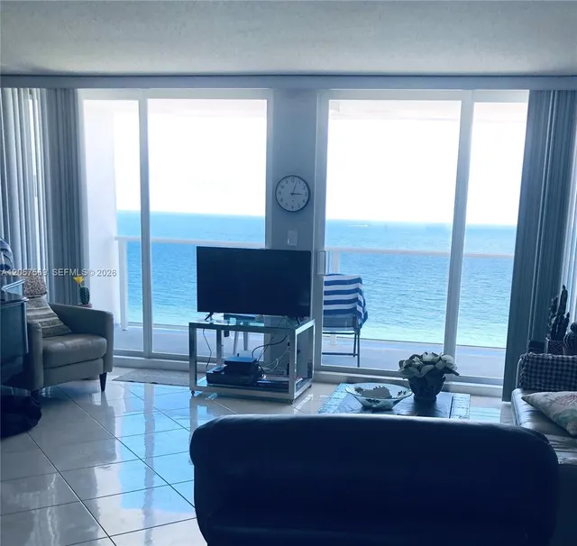 2-bedroom rental at 1904 S Ocean Drive #1803, Hallandale Beach