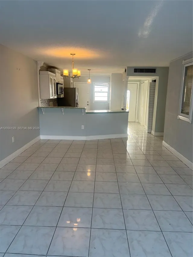 2-bedroom rental at 1780 NE 191st Street #4102, Miami