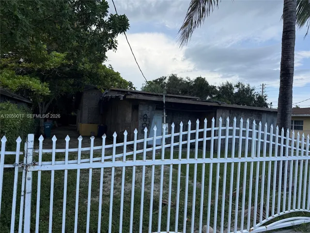 Land at 809 NW 108th Street, Miami