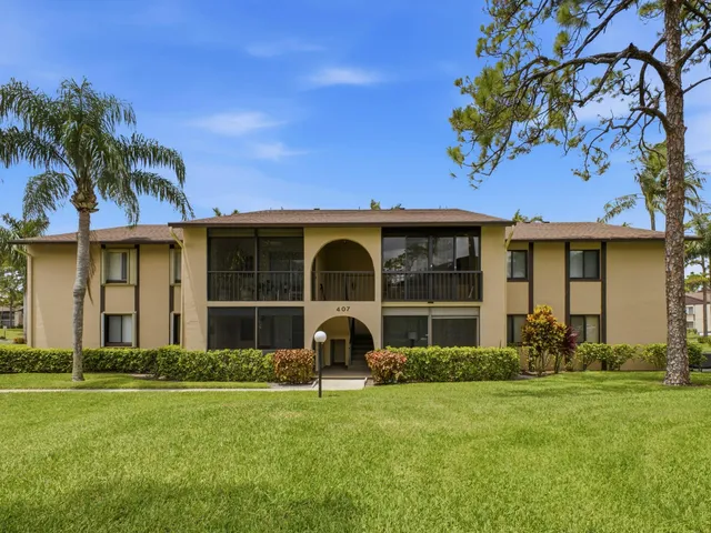 2-bedroom home at 407 PINE GLEN Lane #B-1, Greenacres